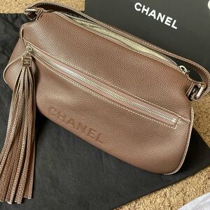 Chanel Lax Front Zip Pebbled Leather Large Bag